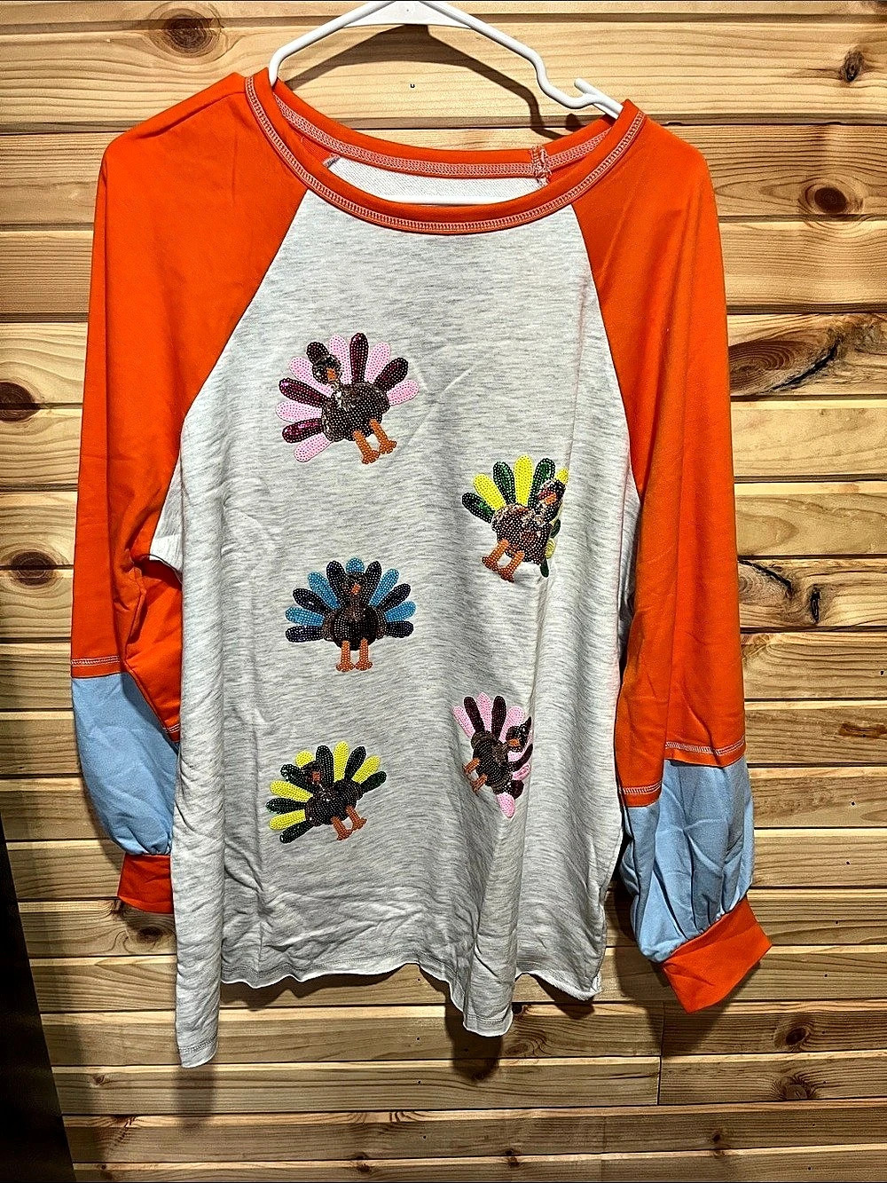 Embroidered Raglan Long Sleeve in Orange & Gray Size XL